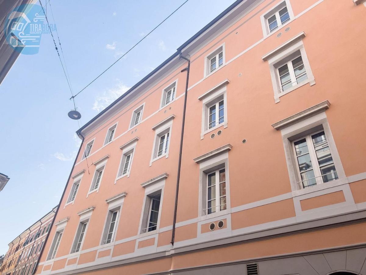 Corridoni 2e Tirabora Short Rent Апартаменты *